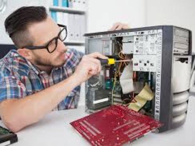 Computer service person available in Neelambur